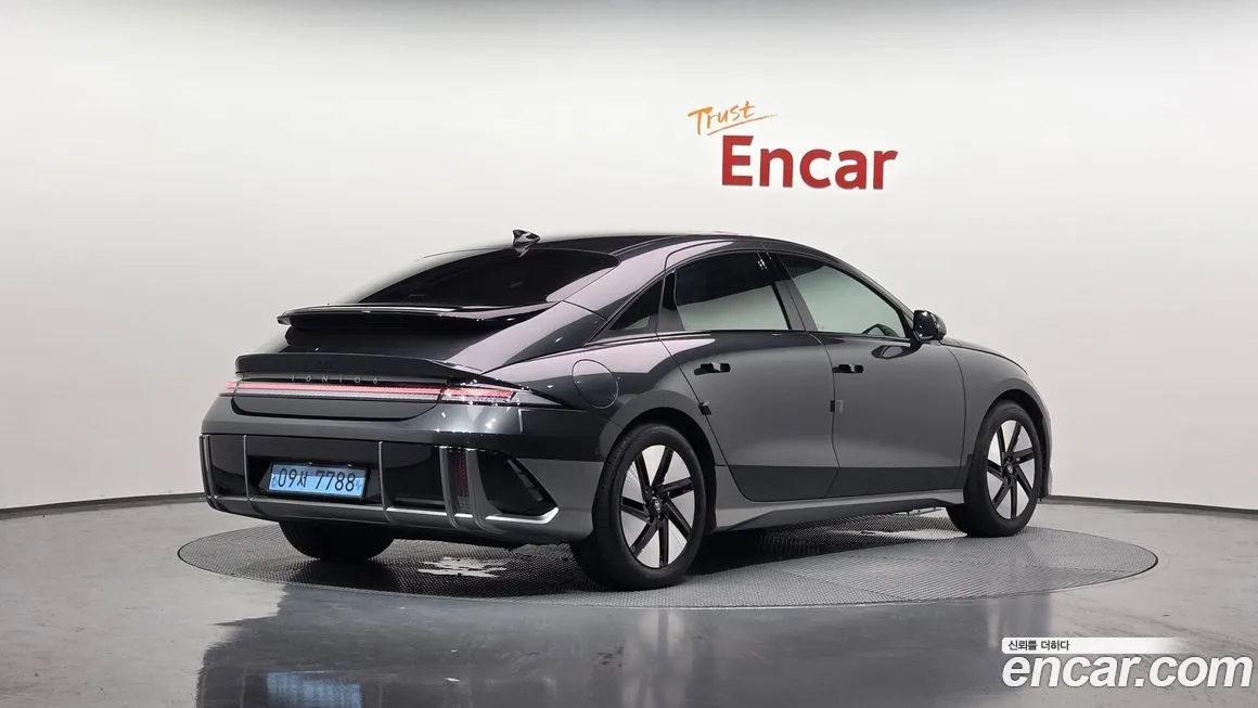 Hyundai Ioniq6 2023 из KR, фото 2