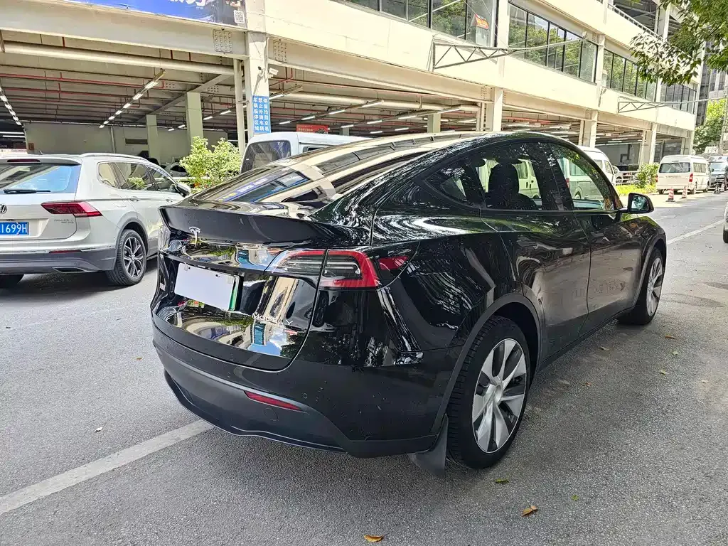 Tesla Model Y 2022 из CN, фото 4