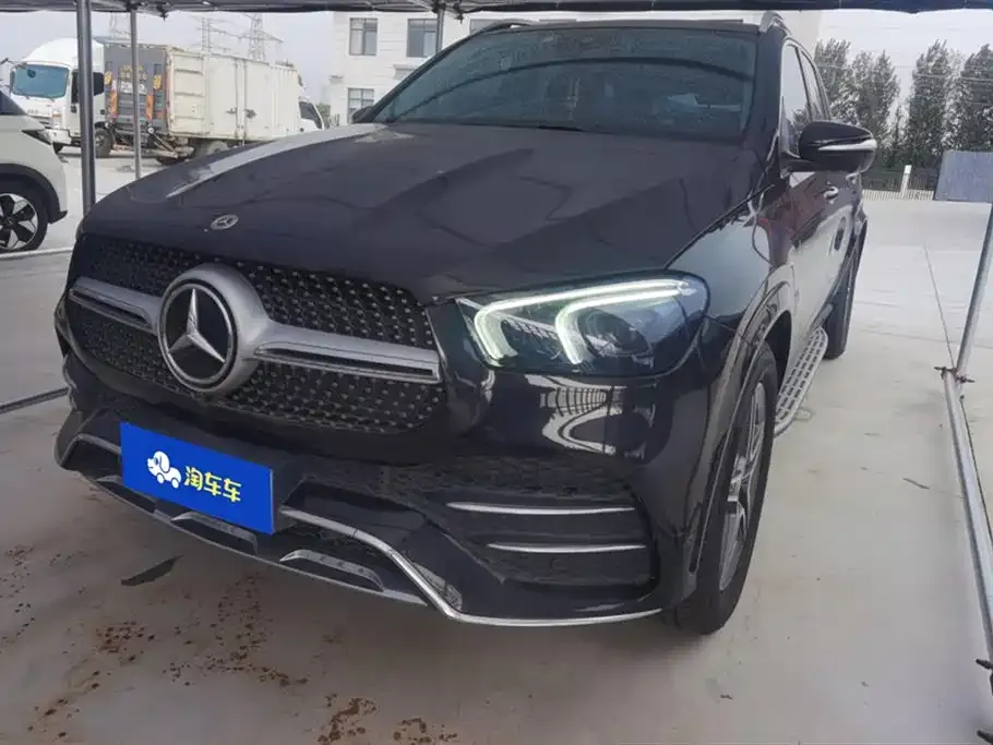 Mercedes-Benz GLE — фото 1