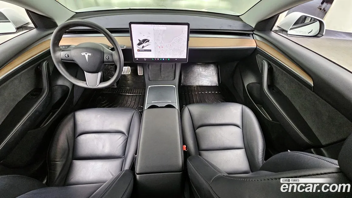 Tesla Model 3 — фото 7