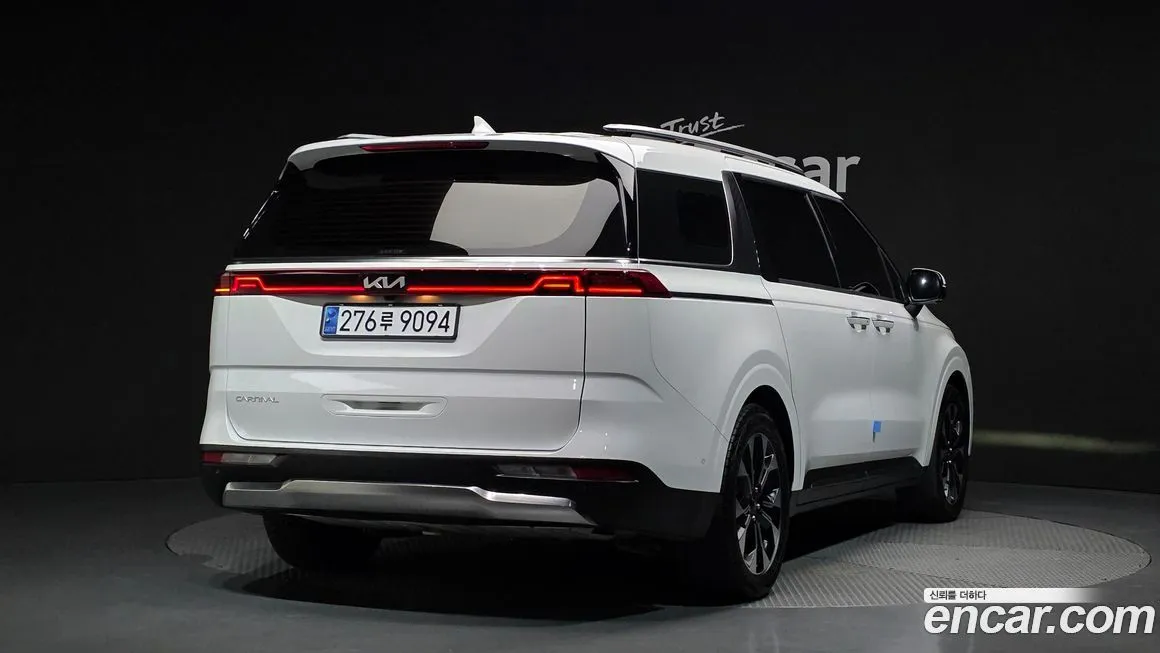 Kia Carnival 2023 из KR, фото 2