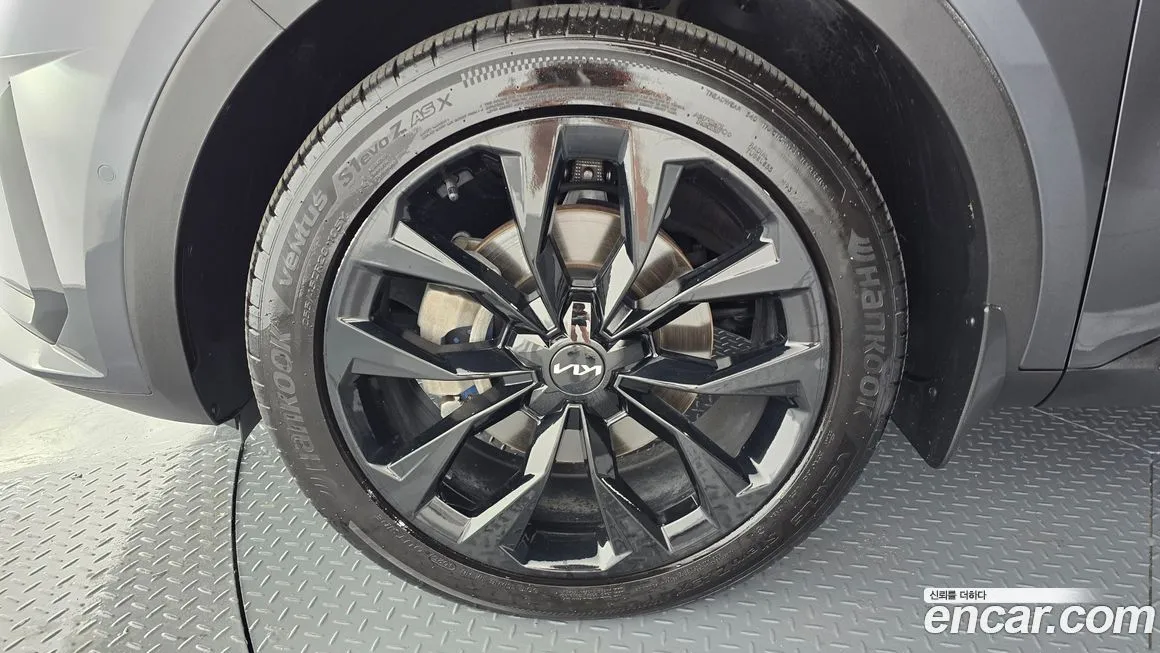 Kia Sorento — фото 5