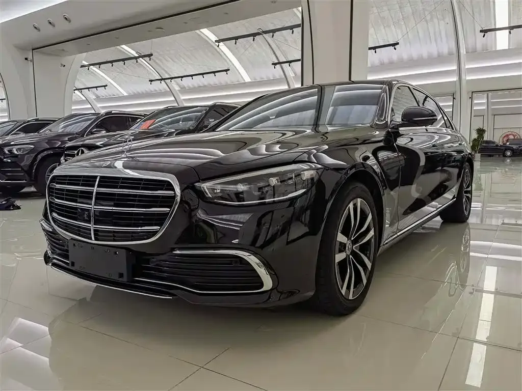 Mercedes-Benz S-Class — фото 1