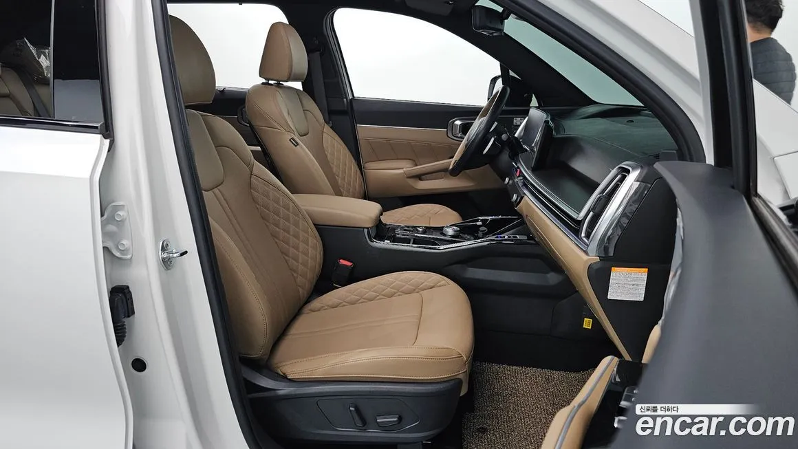 Kia Sorento — фото 10