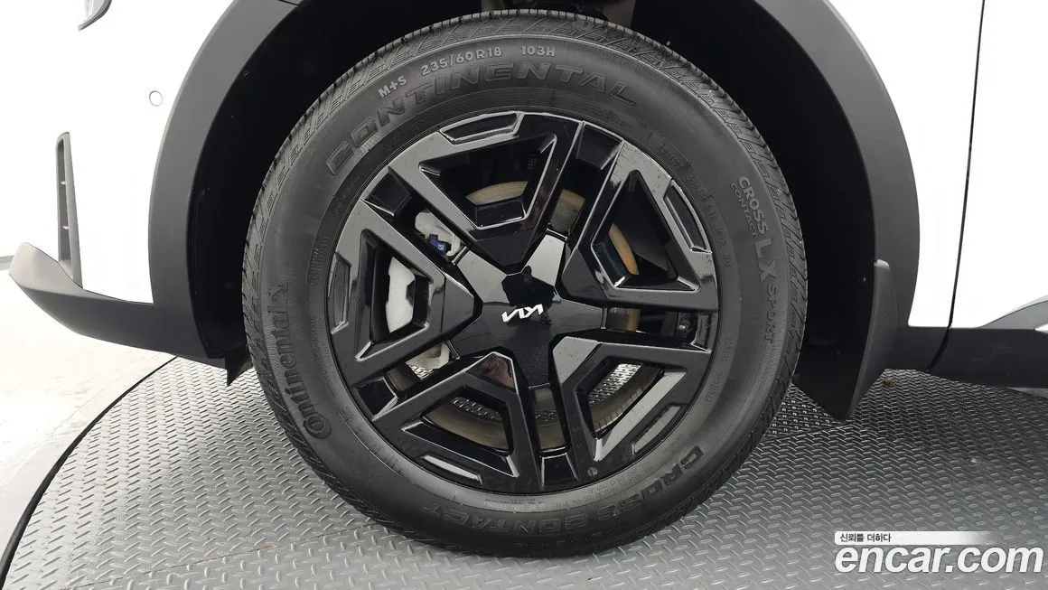 Kia Sorento — фото 5