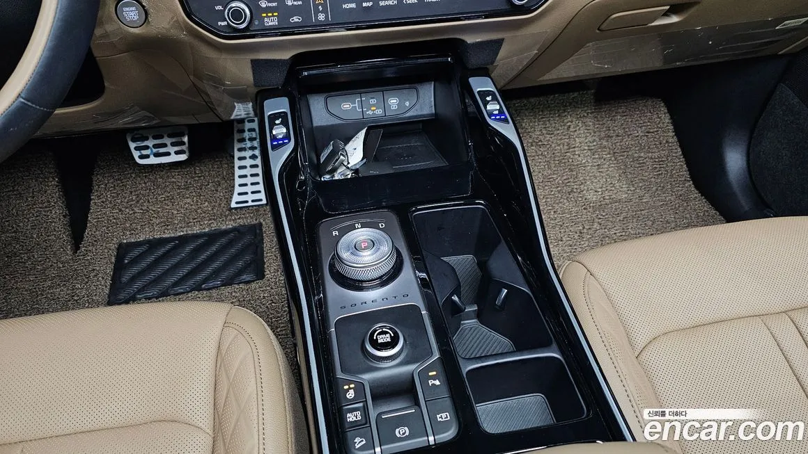 Kia Sorento — фото 9
