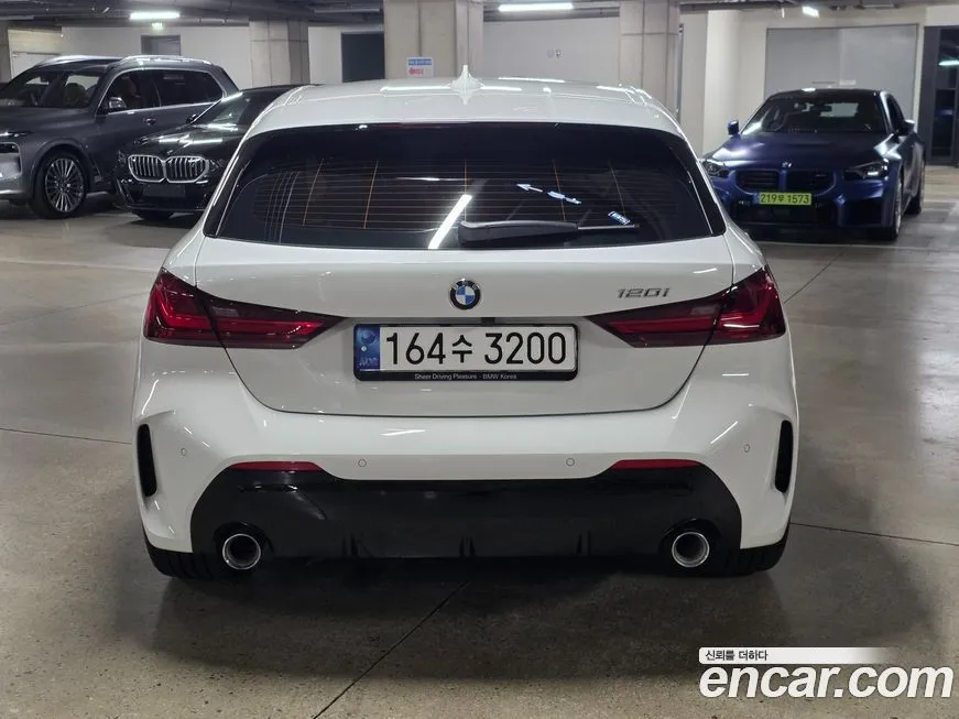BMW 1-Series 2023 из KR, фото 4