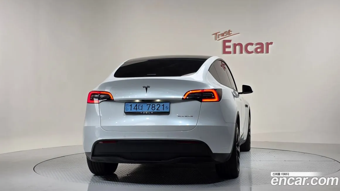 Tesla Model Y 2022 из KR, фото 4