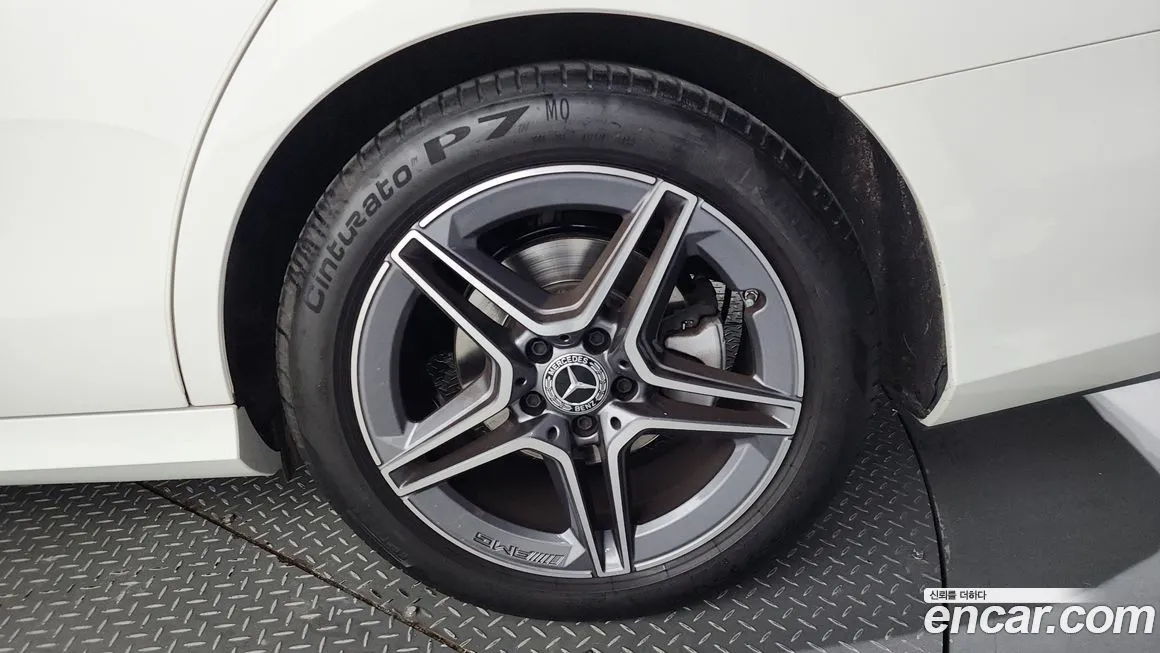 Mercedes-Benz E-Class 2023 из KR, фото 5