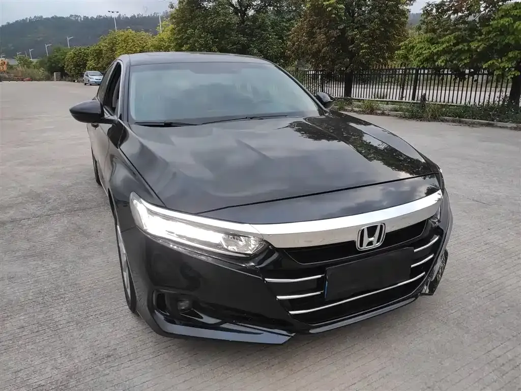 Honda Accord — фото 4