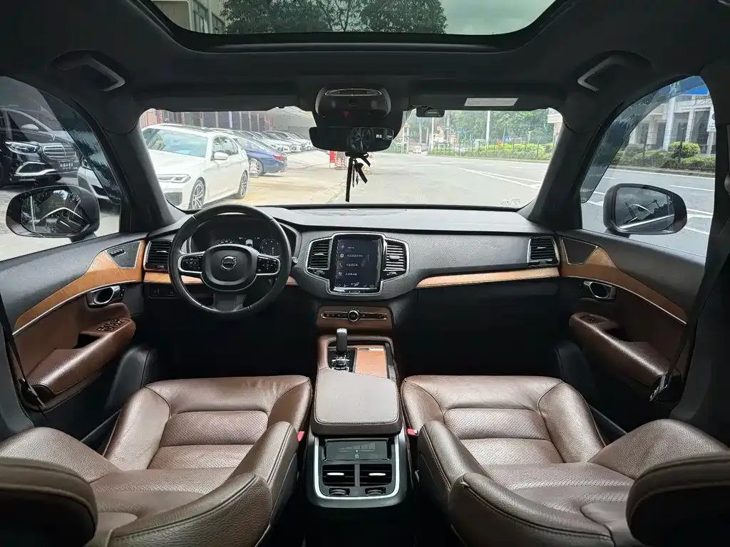 Volvo XC90 2021 из CN, фото 9