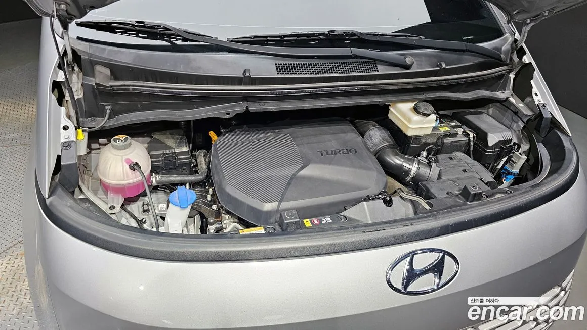 Hyundai Staria 2022 из KR, фото 6