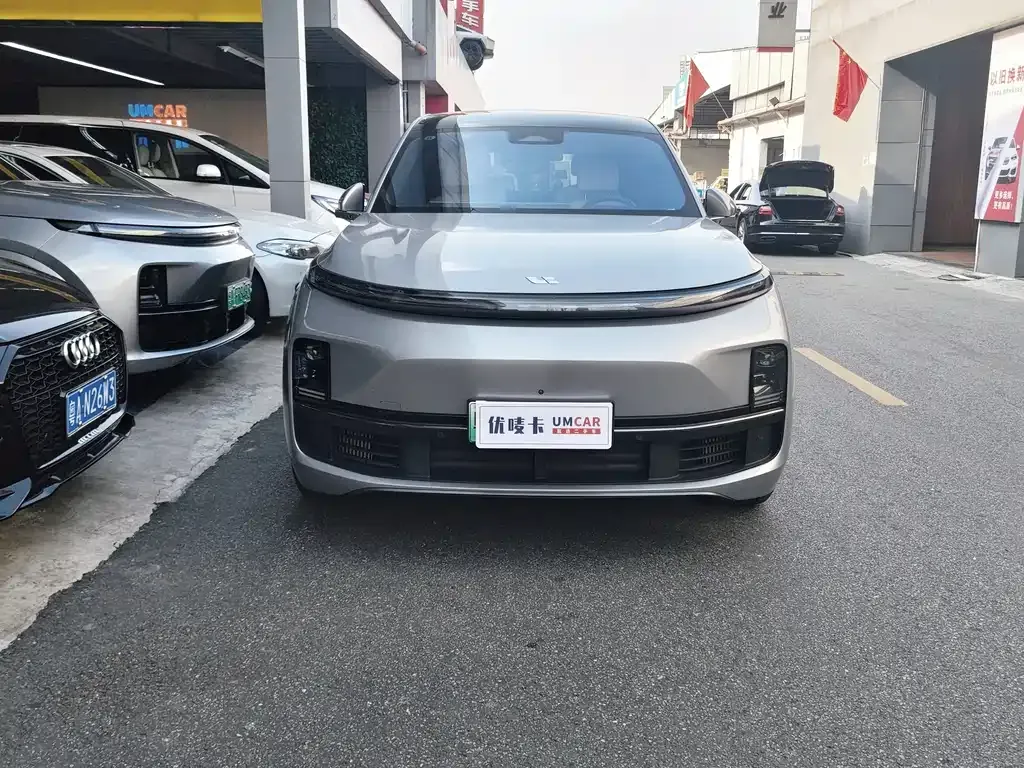 Li Auto L8 2023 из CN, фото 2
