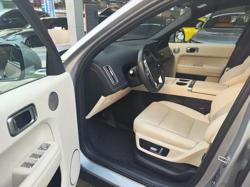 Li Auto L8 2023 из CN, фото 6