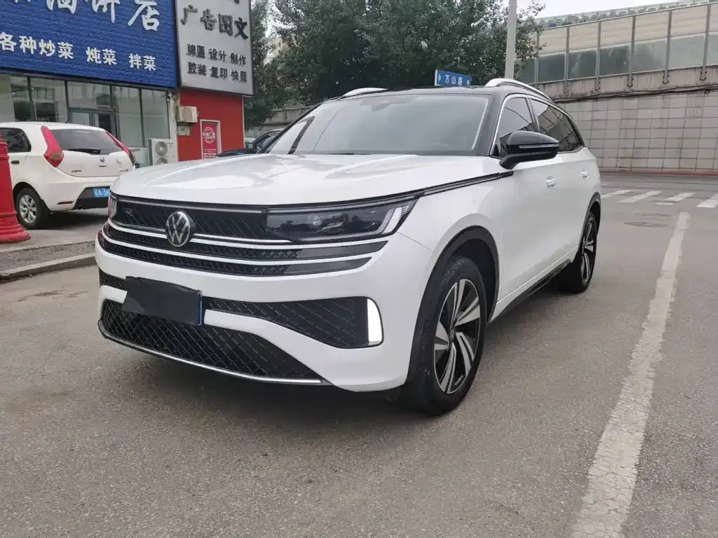 Volkswagen Tavendor 2023 из CN, фото 1