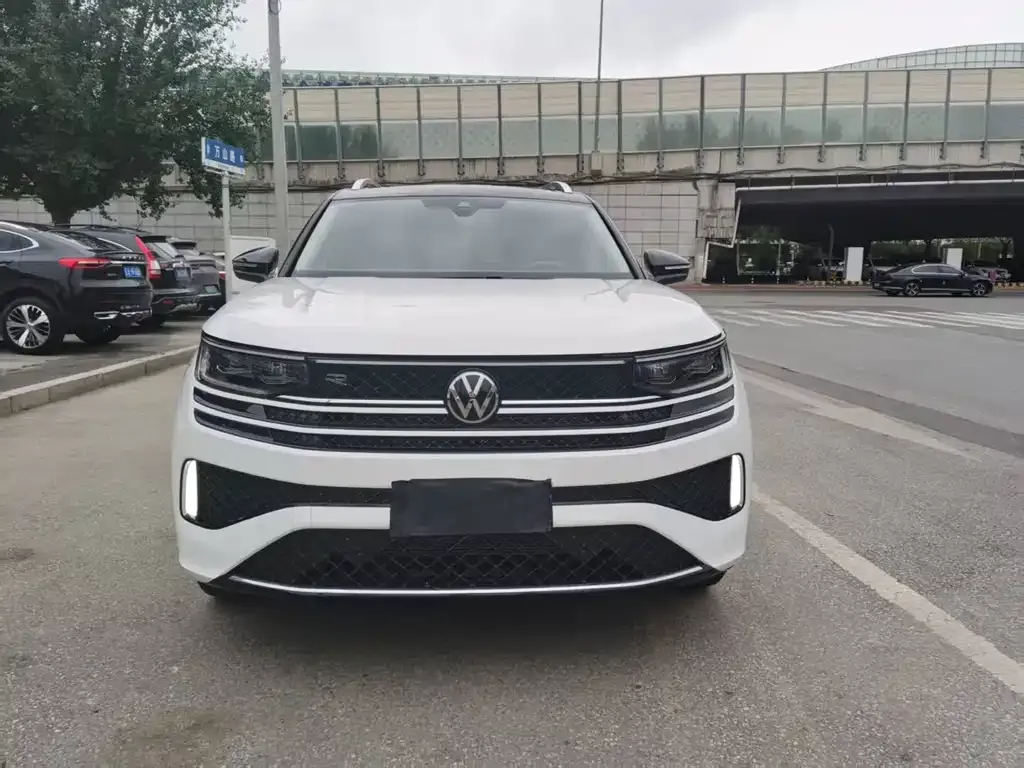 Volkswagen Tavendor 2023 из CN, фото 2