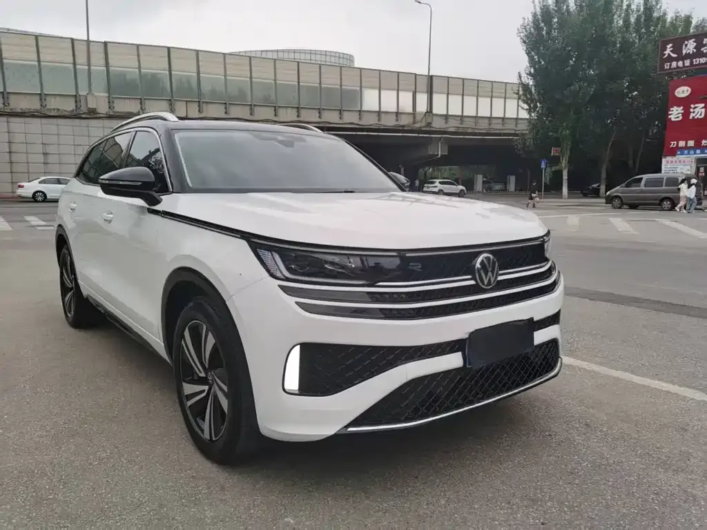 Volkswagen Tavendor 2023 из CN, фото 3