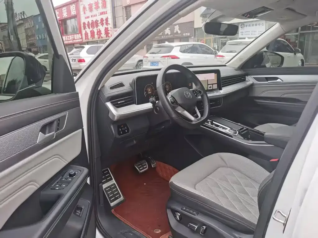 Volkswagen Tavendor 2023 из CN, фото 4