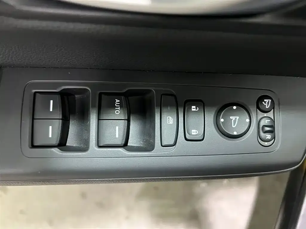 Honda Breeze — фото 10