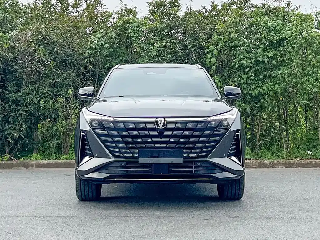 Changan UNI-Z 2024 из CN, фото 2