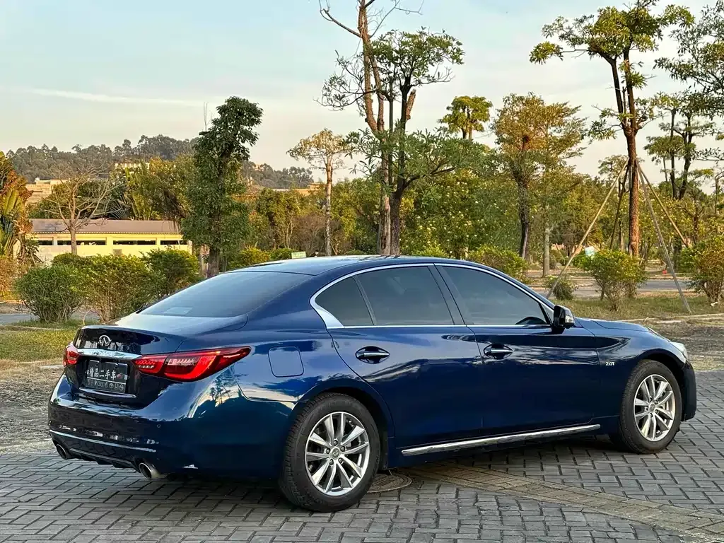 Infiniti Q50L 2021 из CN, фото 5