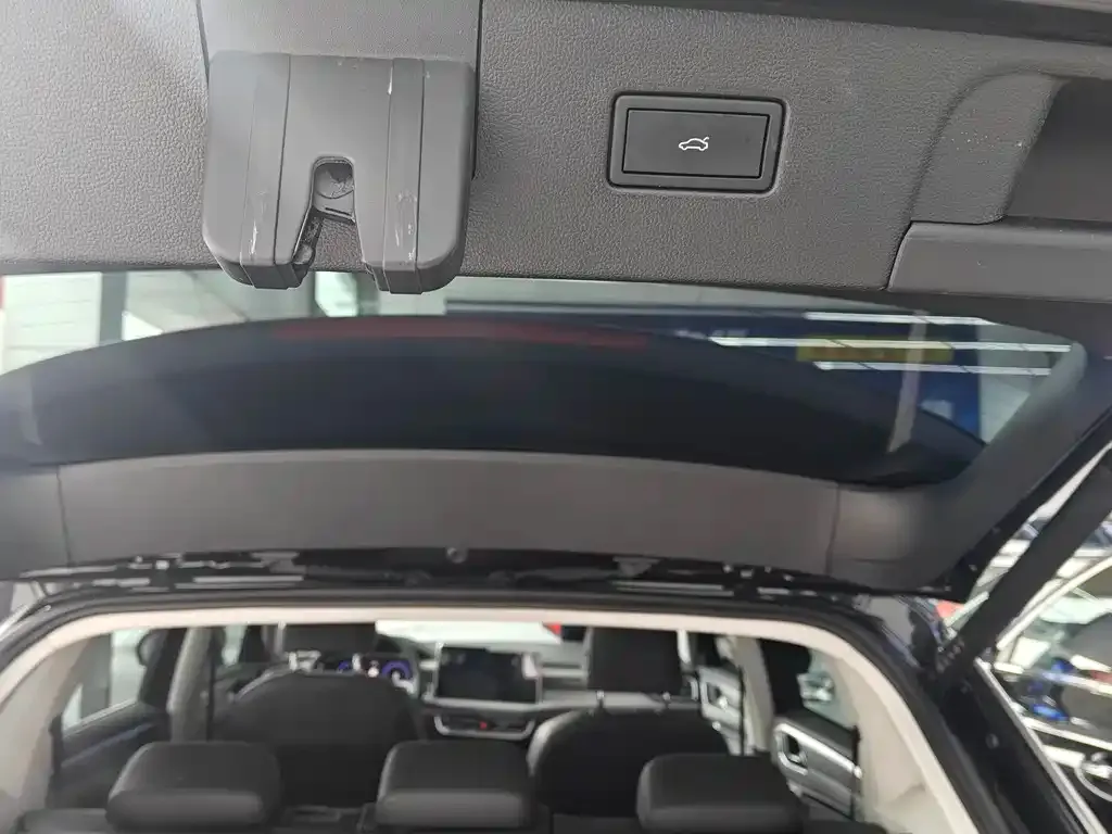 Volkswagen Tayron 2023 из CN, фото 9