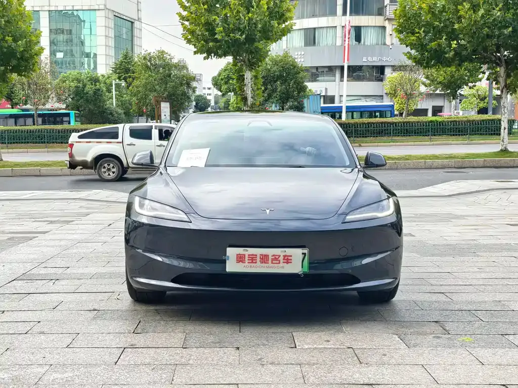 Tesla Model 3 2024 из CN, фото 2