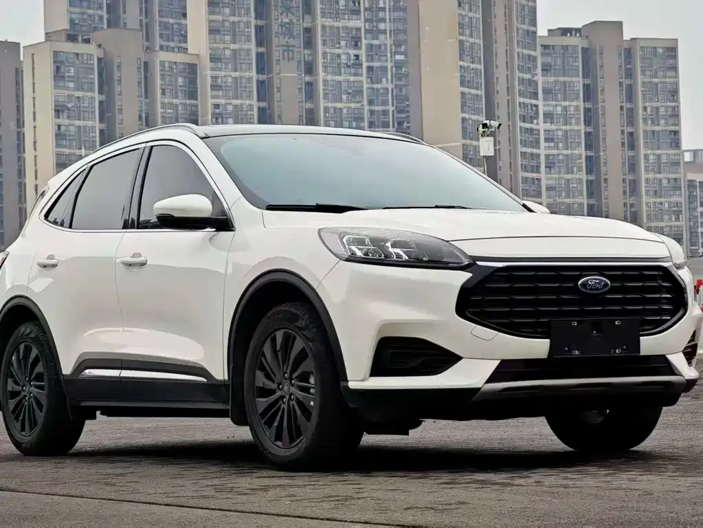 Ford Escape 2024 из CN, фото 2