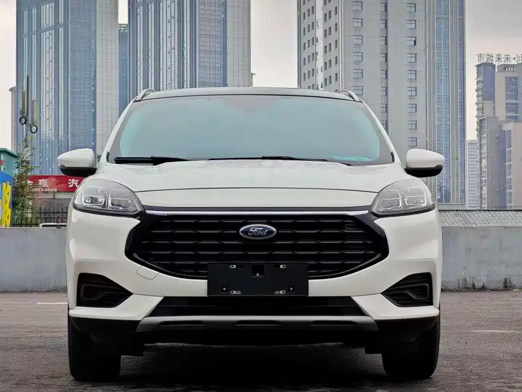 Ford Escape 2024 из CN, фото 3