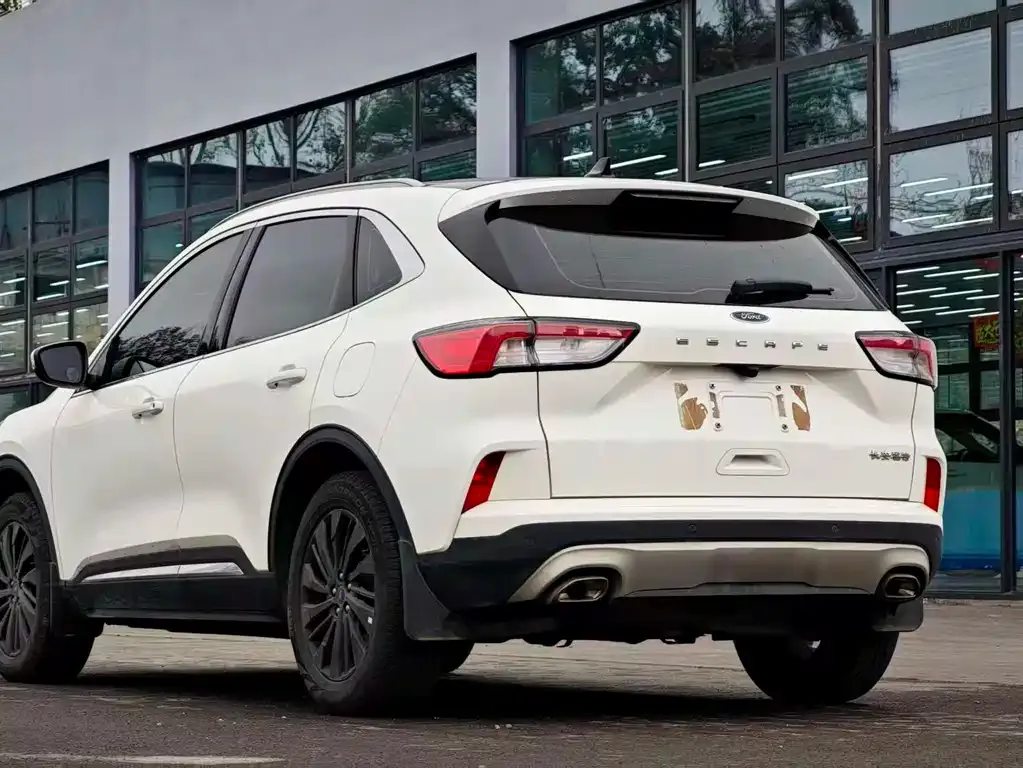 Ford Escape 2024 из CN, фото 5