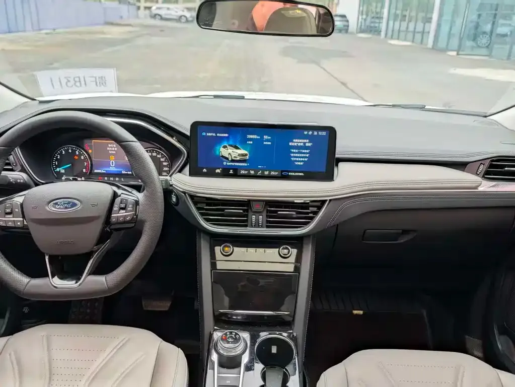 Ford Escape 2024 из CN, фото 8