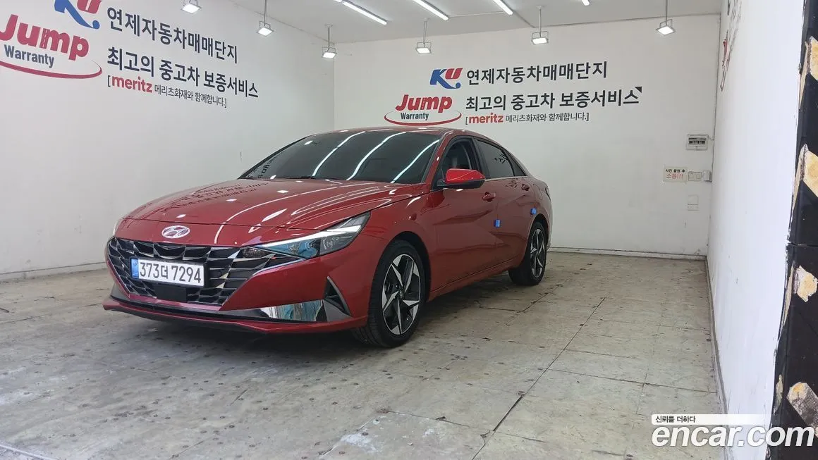 Hyundai AVANTE — фото 1