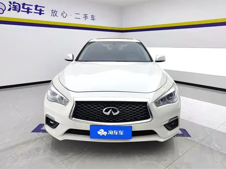 Infiniti Q50L 2023 из CN, фото 2