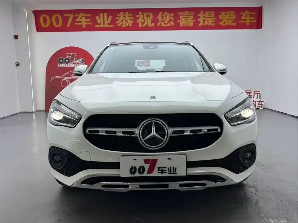 Mercedes-Benz GLA 2023 из CN, фото 2