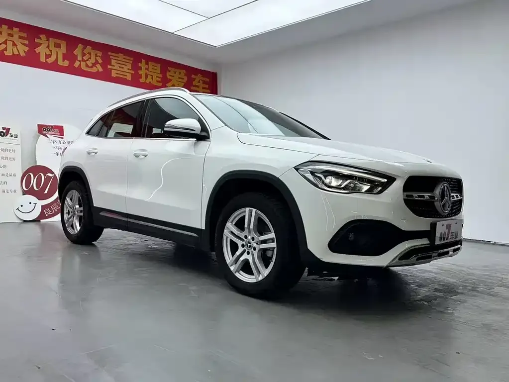 Mercedes-Benz GLA 2023 из CN, фото 3