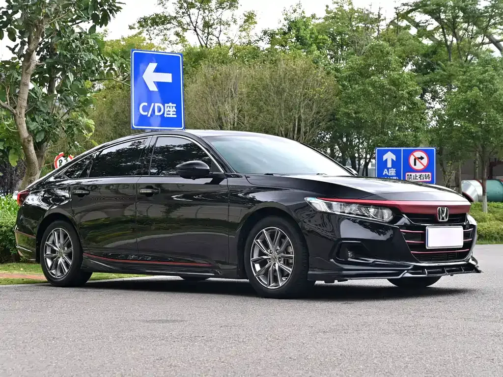 Honda Accord — фото 3