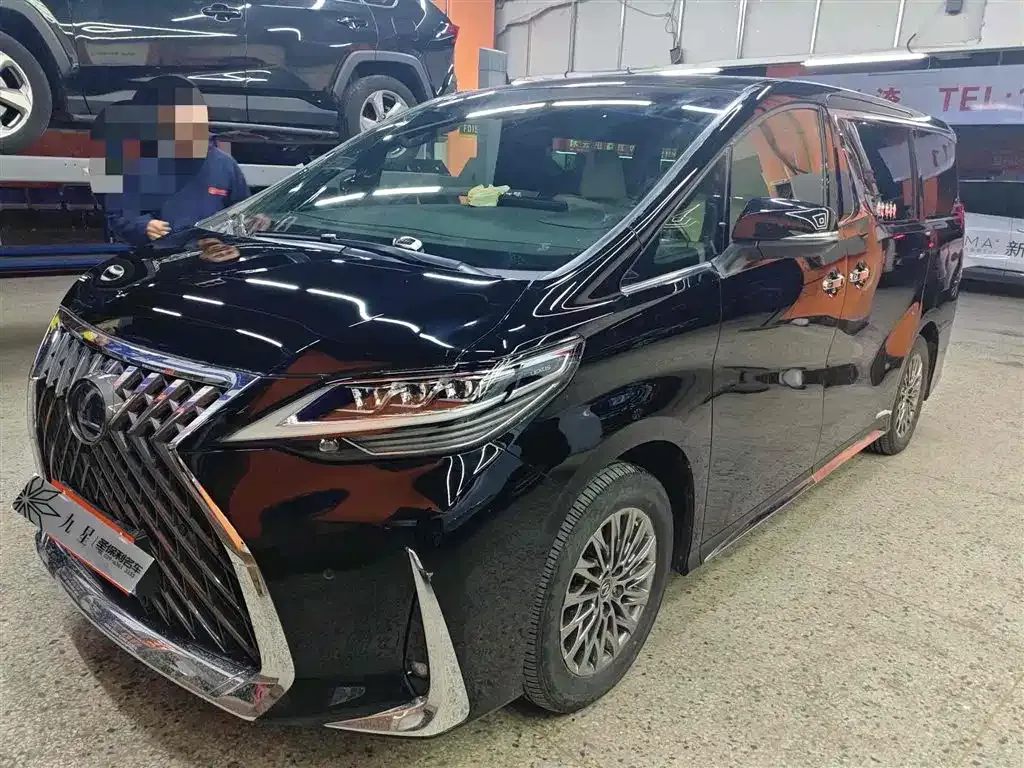 Lexus LM 2022 из CN, фото 1