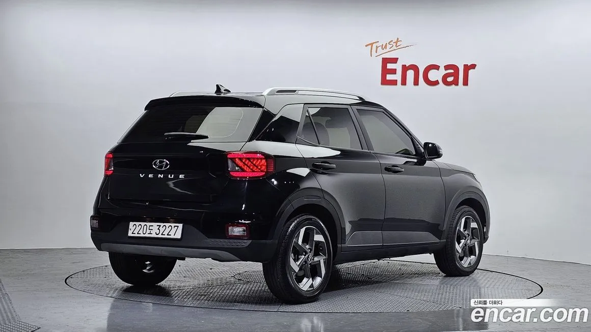 Hyundai Venue 2022 из KR, фото 2
