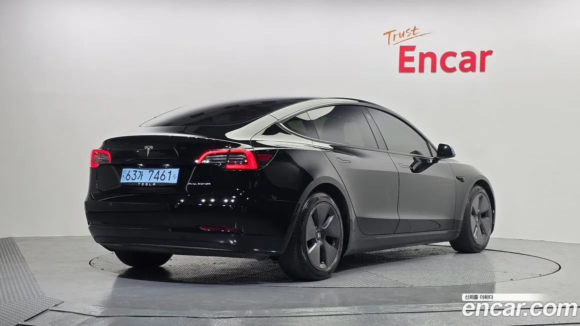 Tesla Model 3 2021 из KR, фото 2
