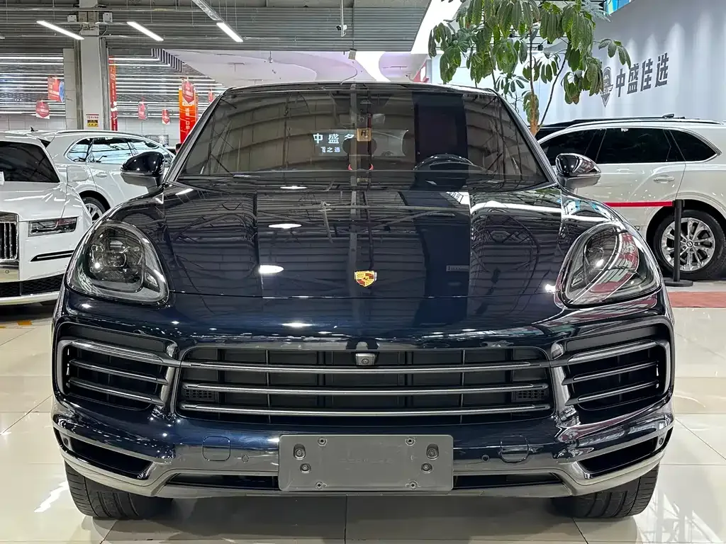 Porsche Cayenne 2023 из CN, фото 2