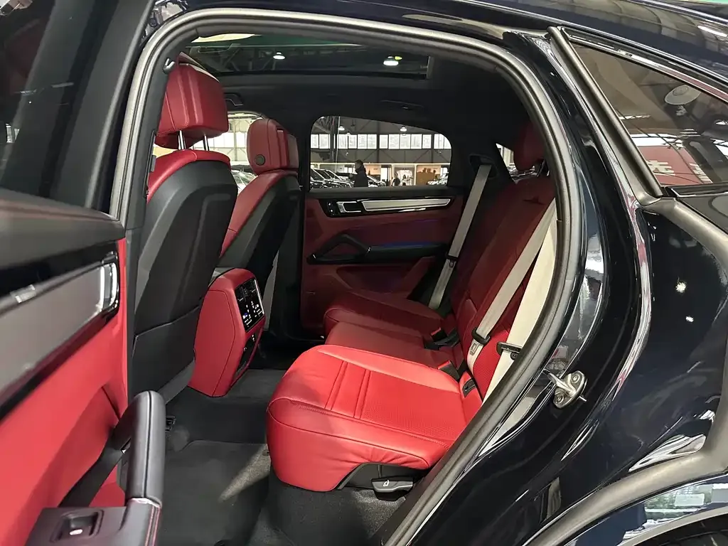 Porsche Cayenne 2023 из CN, фото 9