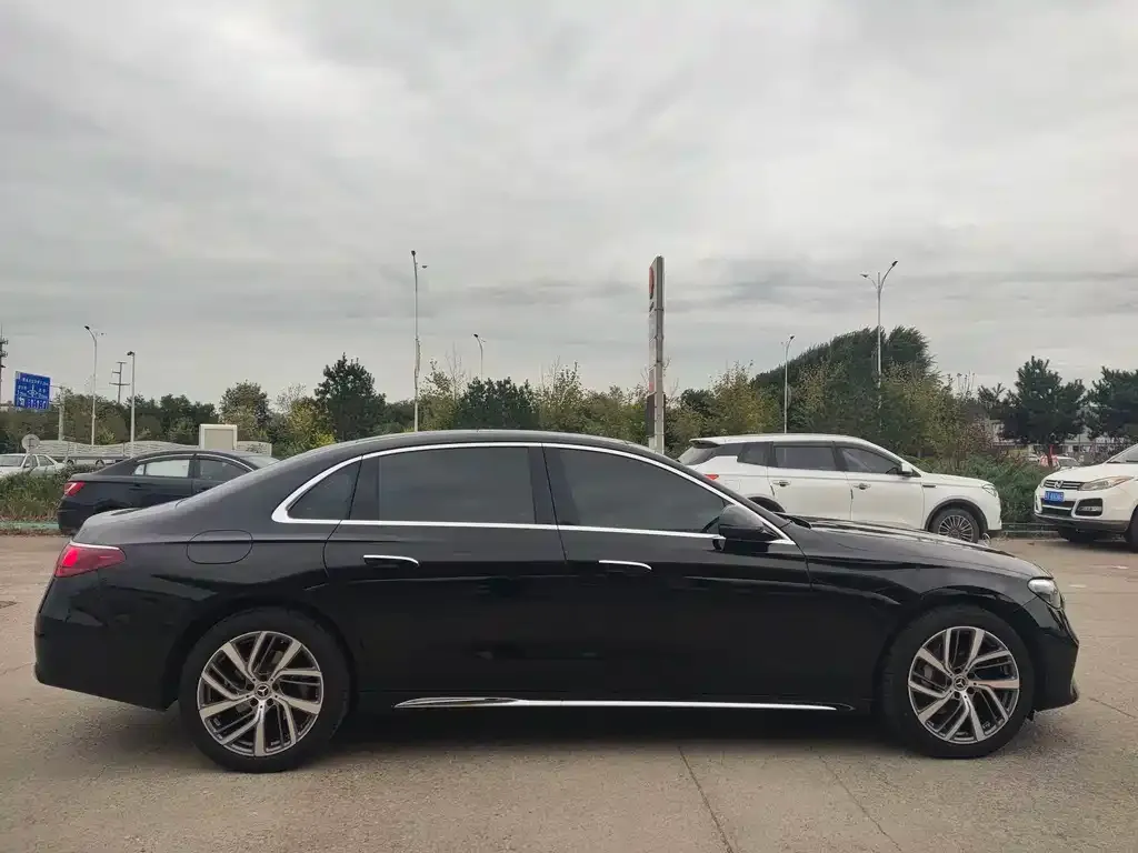 [object Object] E-Class 2024 из CN, фото 5