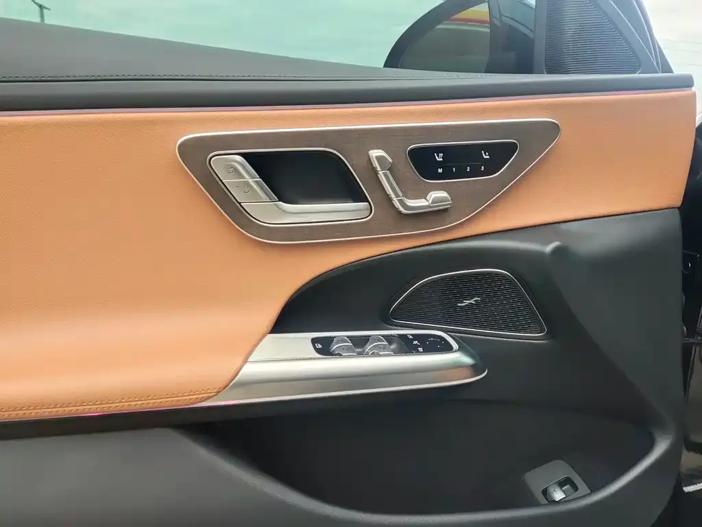 [object Object] E-Class 2024 из CN, фото 9