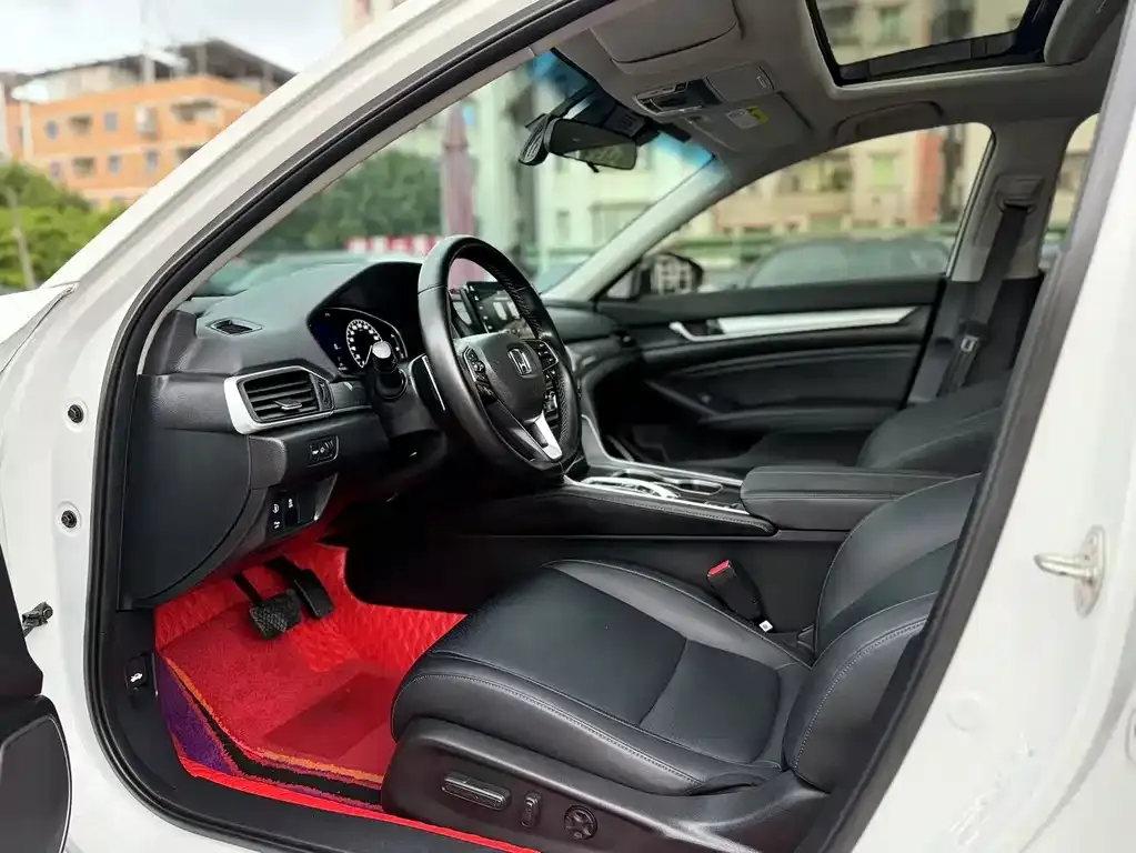 Honda Accord 2023 из CN, фото 7