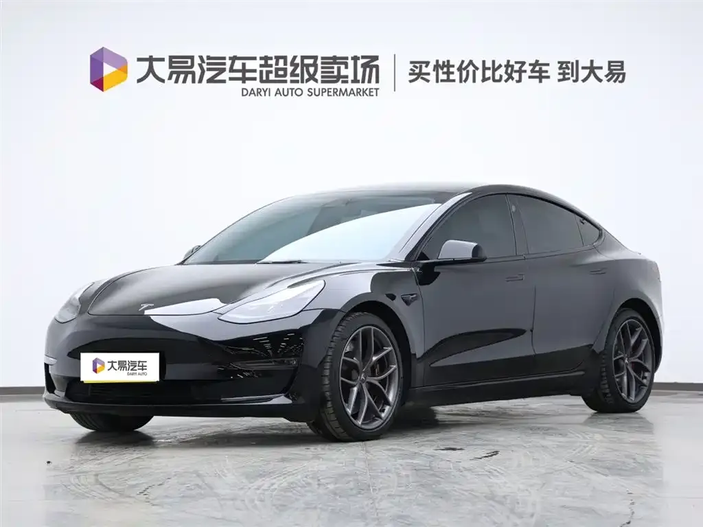 Tesla Model 3 2023 из CN, фото 1