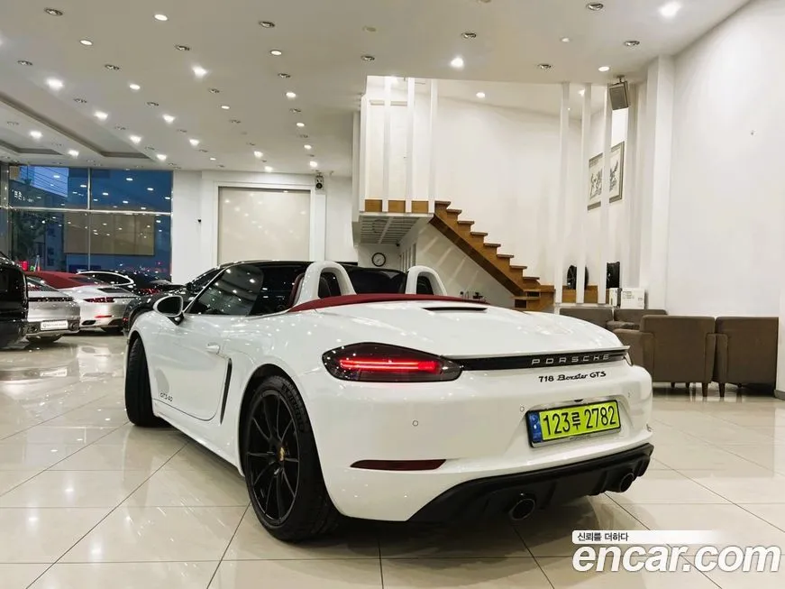 Porsche 718 2024 из KR, фото 2