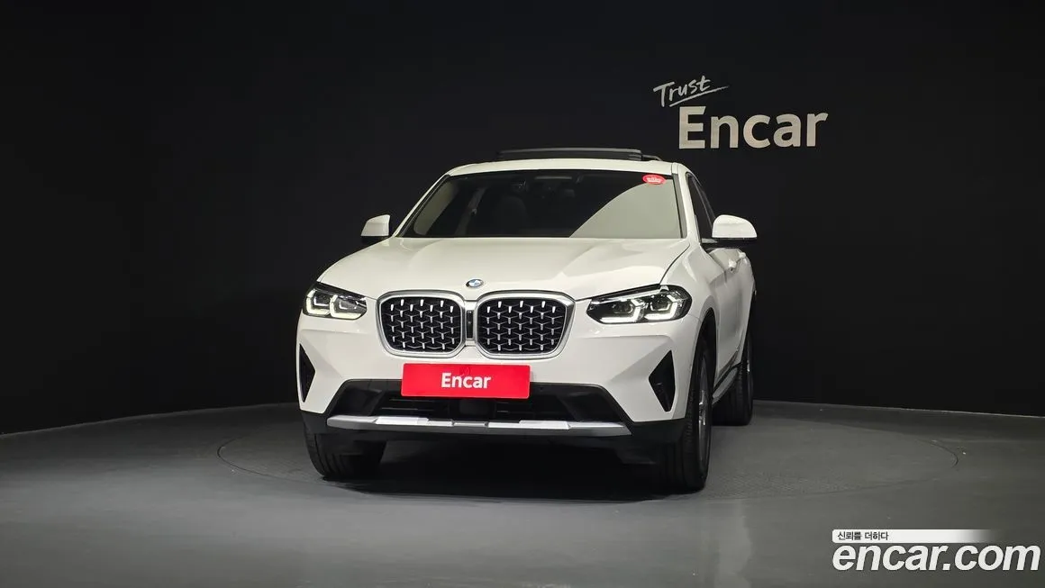 BMW X4 2023 из KR, фото 3