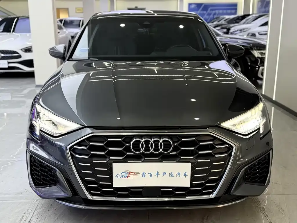 Audi A3 2024 из CN, фото 2