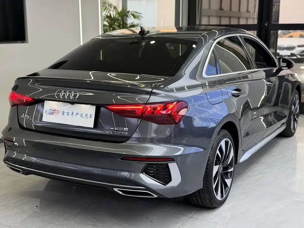 Audi A3 2024 из CN, фото 8