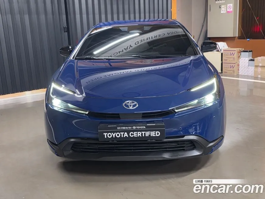 Toyota Prius 2024 из KR, фото 2